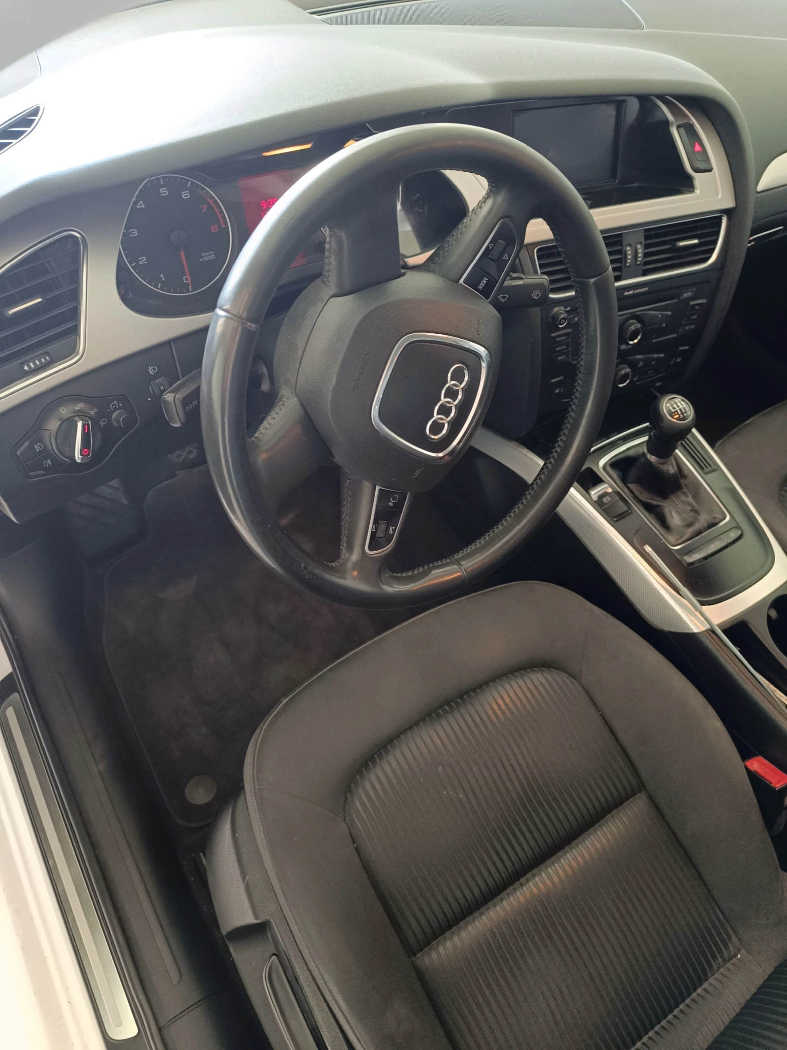 Audi A4 1, 8 TFSI - изображение 7