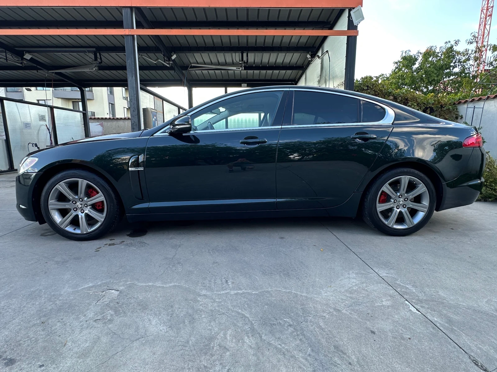 Jaguar Xf 3000 - изображение 4