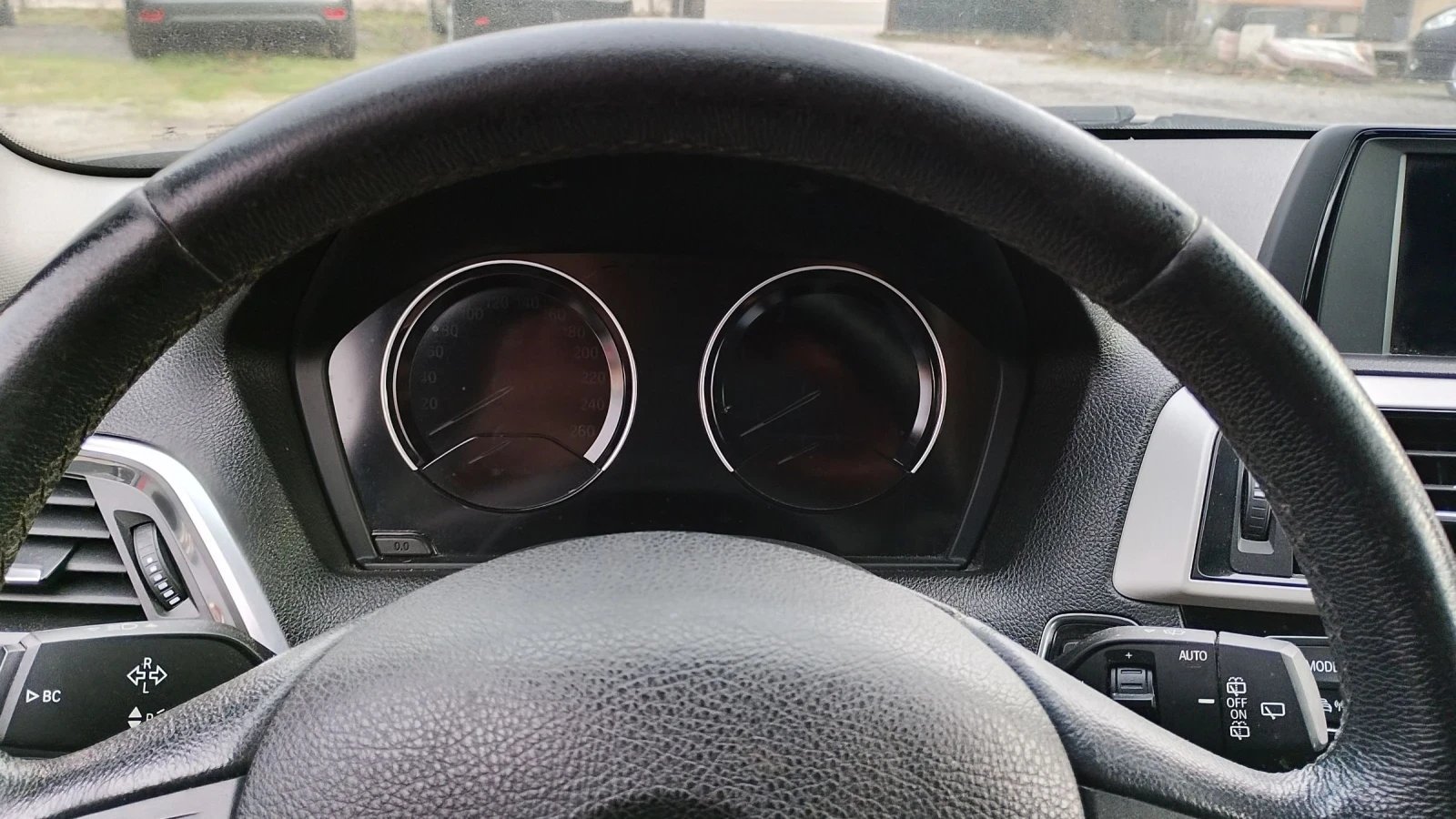 BMW 114 16 д 6 ск. - изображение 7