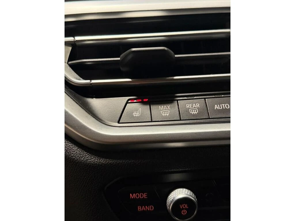 BMW 330 * 330i xDrive * CARFAX * ��� ������������ ������ | Mobile.bg � ����������� 17