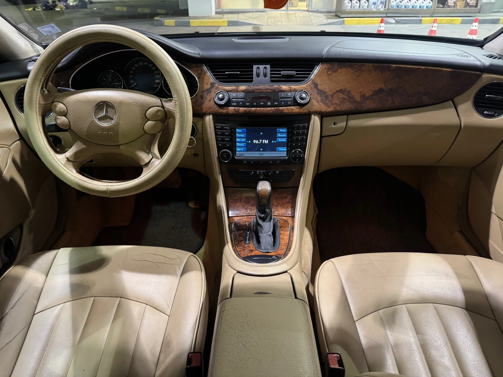 Mercedes-Benz CLS 320, снимка 15 - Автомобили и джипове - 53831564