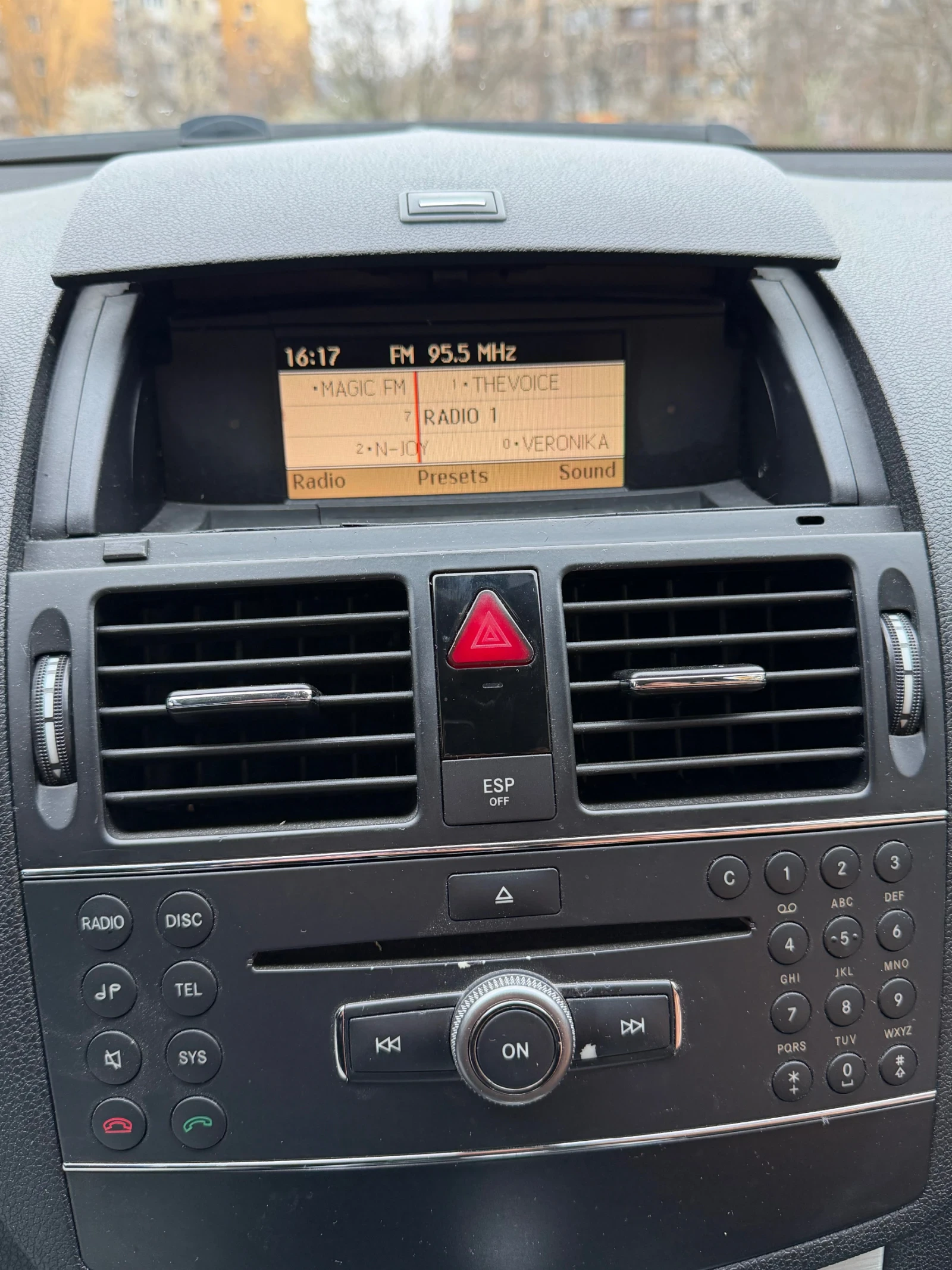 Mercedes-Benz C 220, снимка 6 - Автомобили и джипове - 53953860