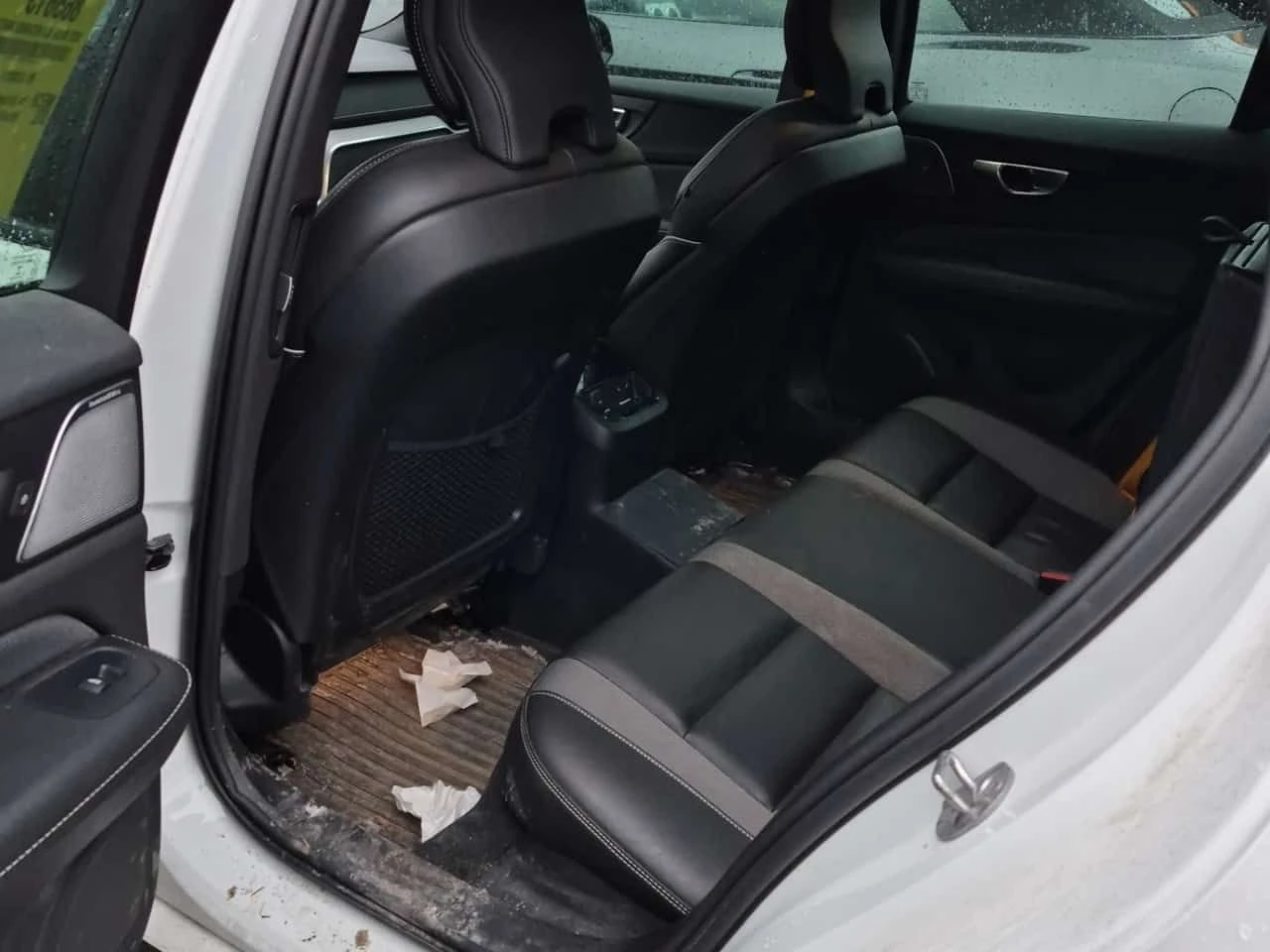 Volvo V60 POLESTAR ENGINEERED * Без инциденти * One owner * , снимка 10 - Автомобили и джипове - 54044533