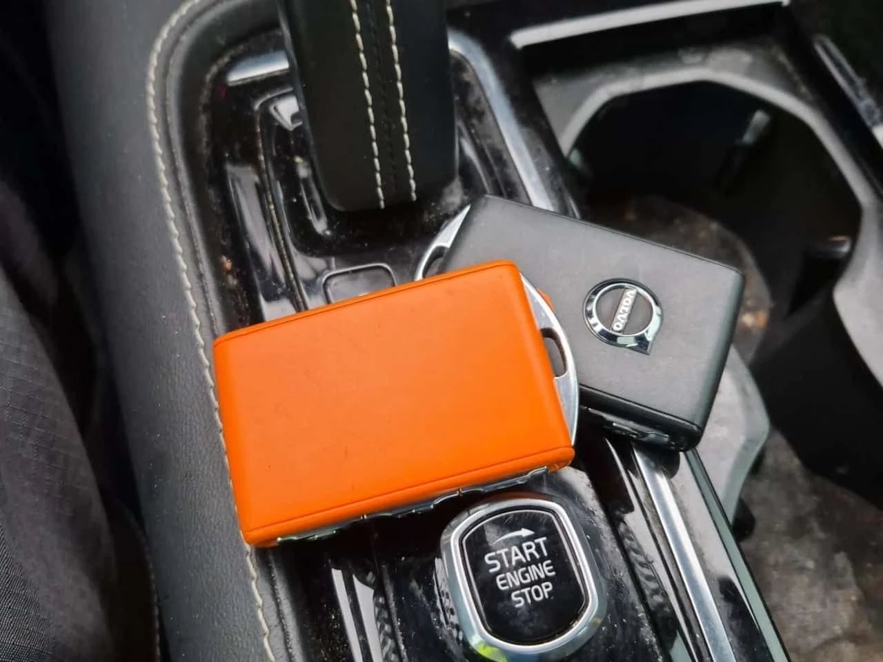 Volvo V60 POLESTAR ENGINEERED * Без инциденти * One owner * , снимка 11 - Автомобили и джипове - 54044533