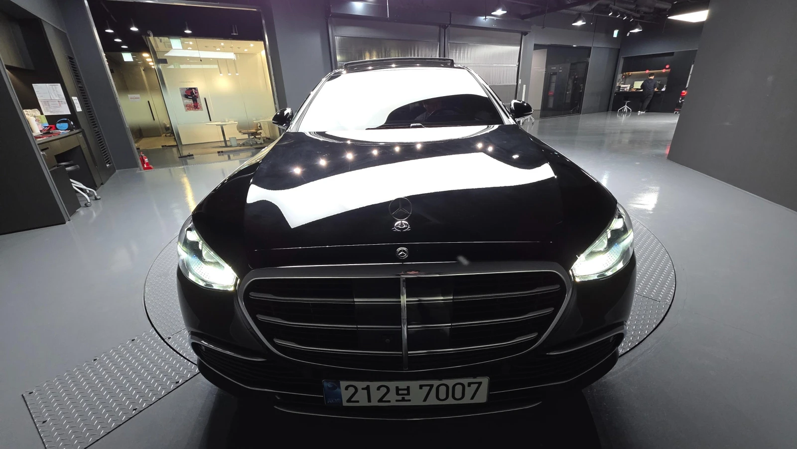Mercedes-Benz S 350 ОБДУХВАНЕ* HEADUP* 360 CAM* ПОДГРЕВ, снимка 4 - Автомобили и джипове - 54479939