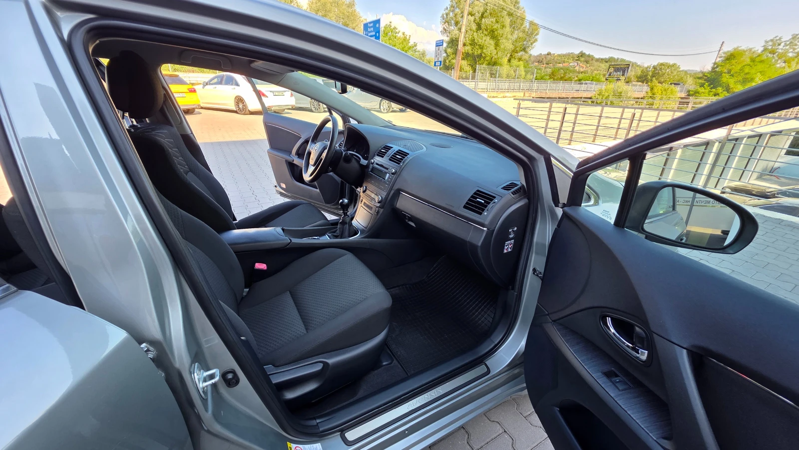 Toyota Avensis ������ | Mobile.bg � ����������� 11