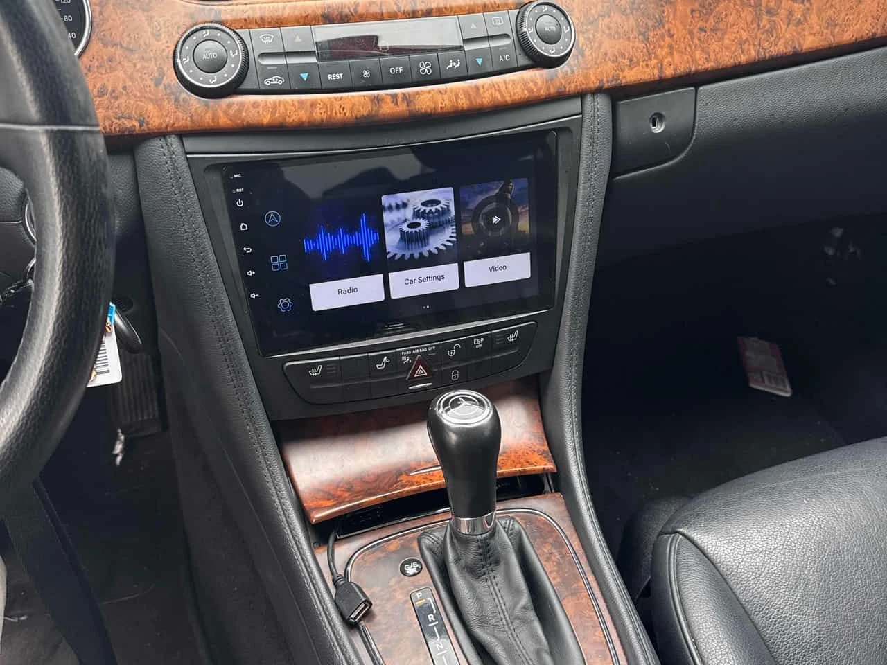 Mercedes-Benz CLS  5.0L / ПОДГРЕВИ / ШИБИДАХ / , снимка 9 - Автомобили и джипове - 55391301