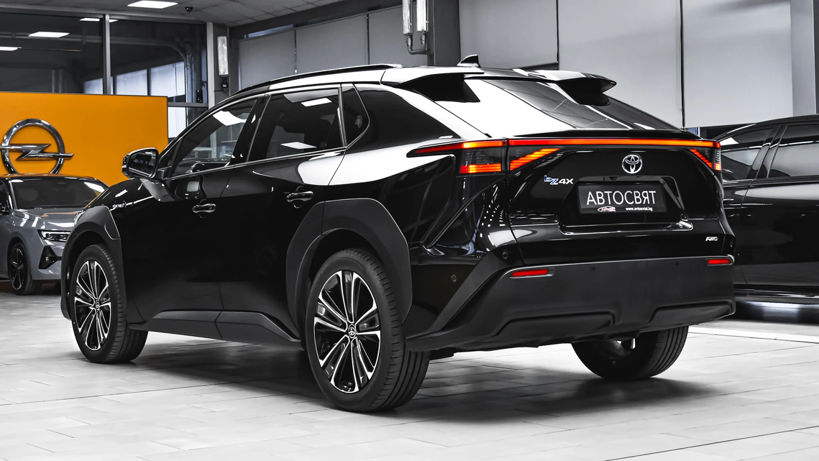 Toyota bZ4X First Edition 71.4 kWh BEV 4x4, снимка 7 - Автомобили и джипове - 55406975