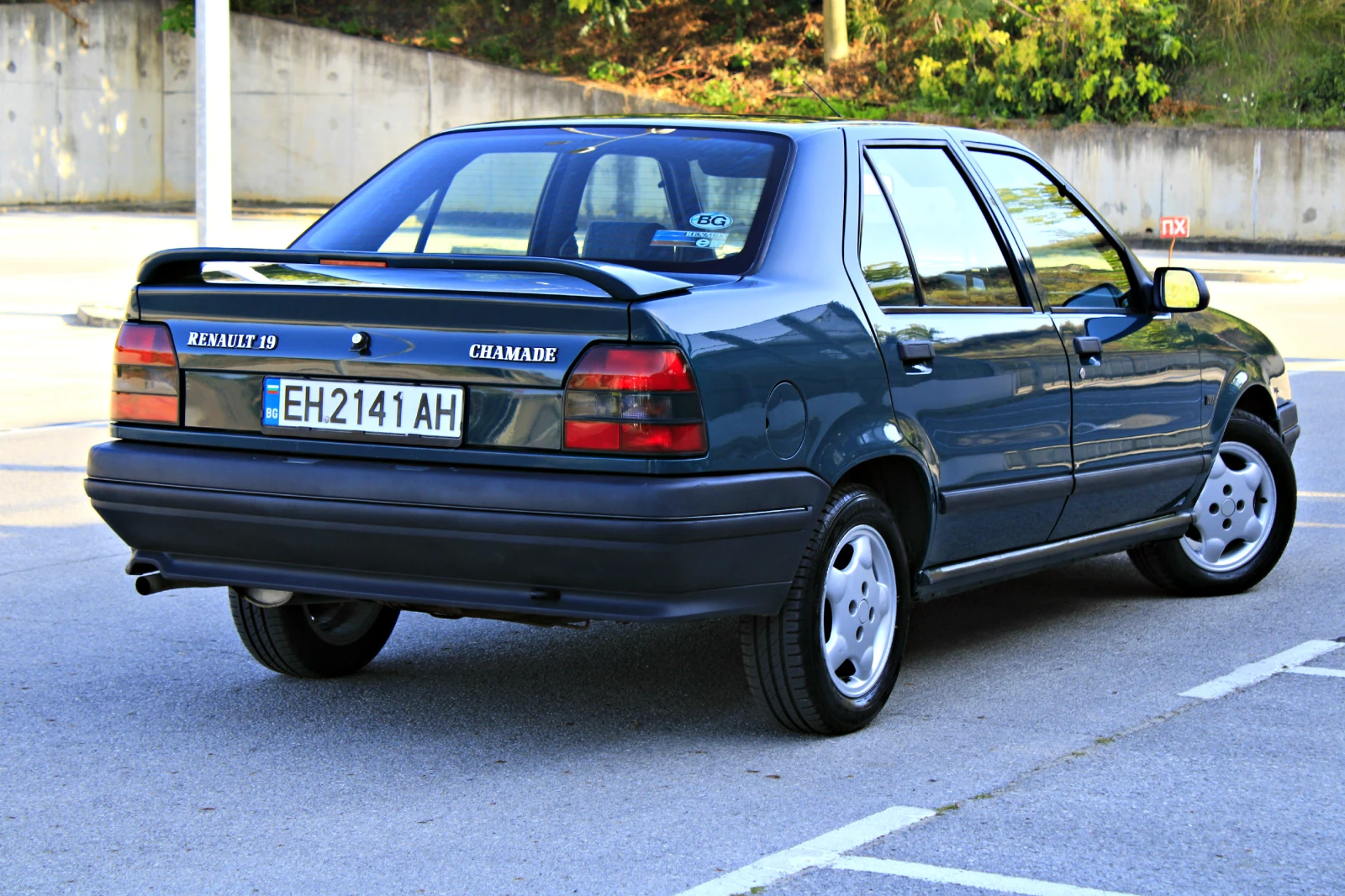 Renault 19 Chamade 1.9 Дизел КАТО НОВ, снимка 2 - Автомобили и джипове - 55426172