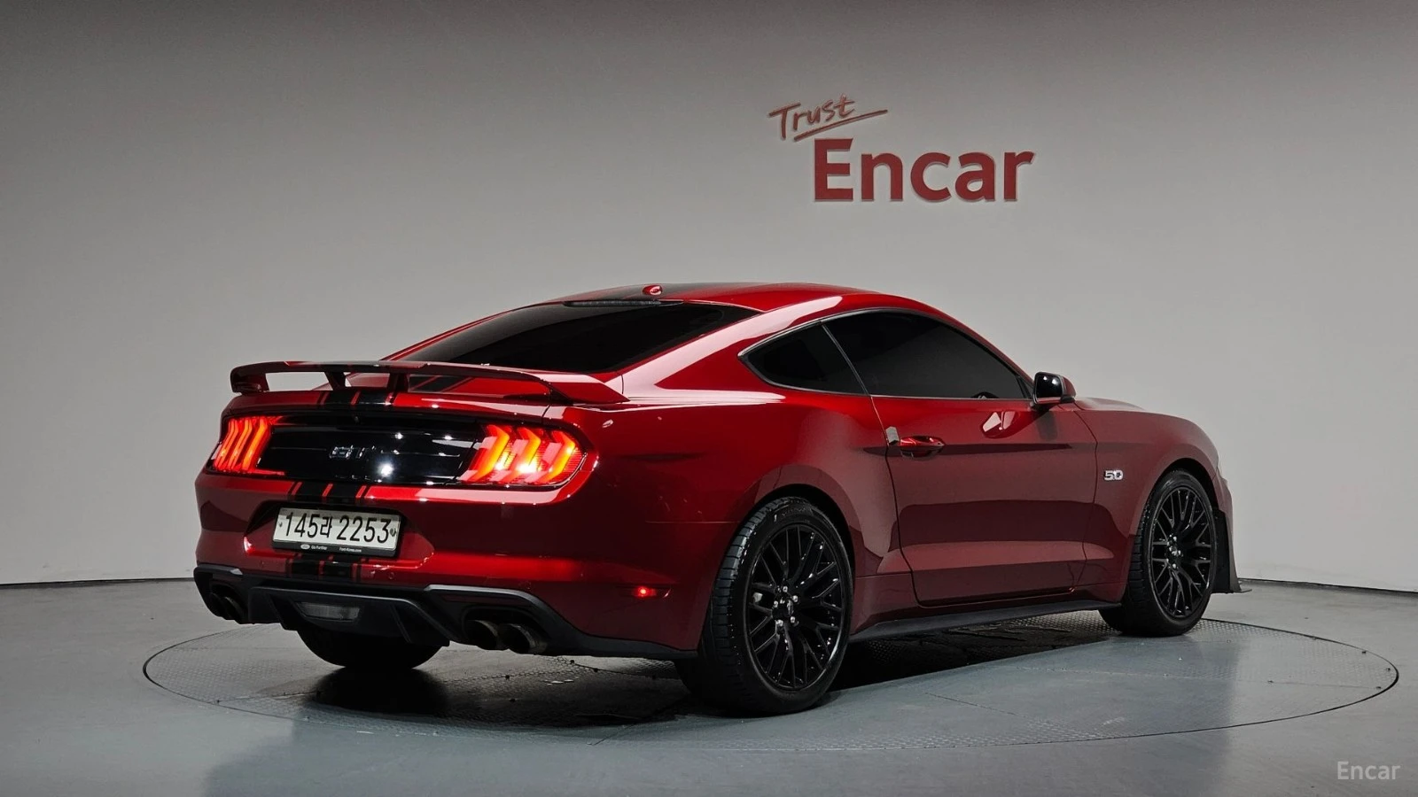 Ford Mustang GT COUPE* КОЖА* ОБДУХВ* НАВИ, снимка 2 - Автомобили и джипове - 55502850