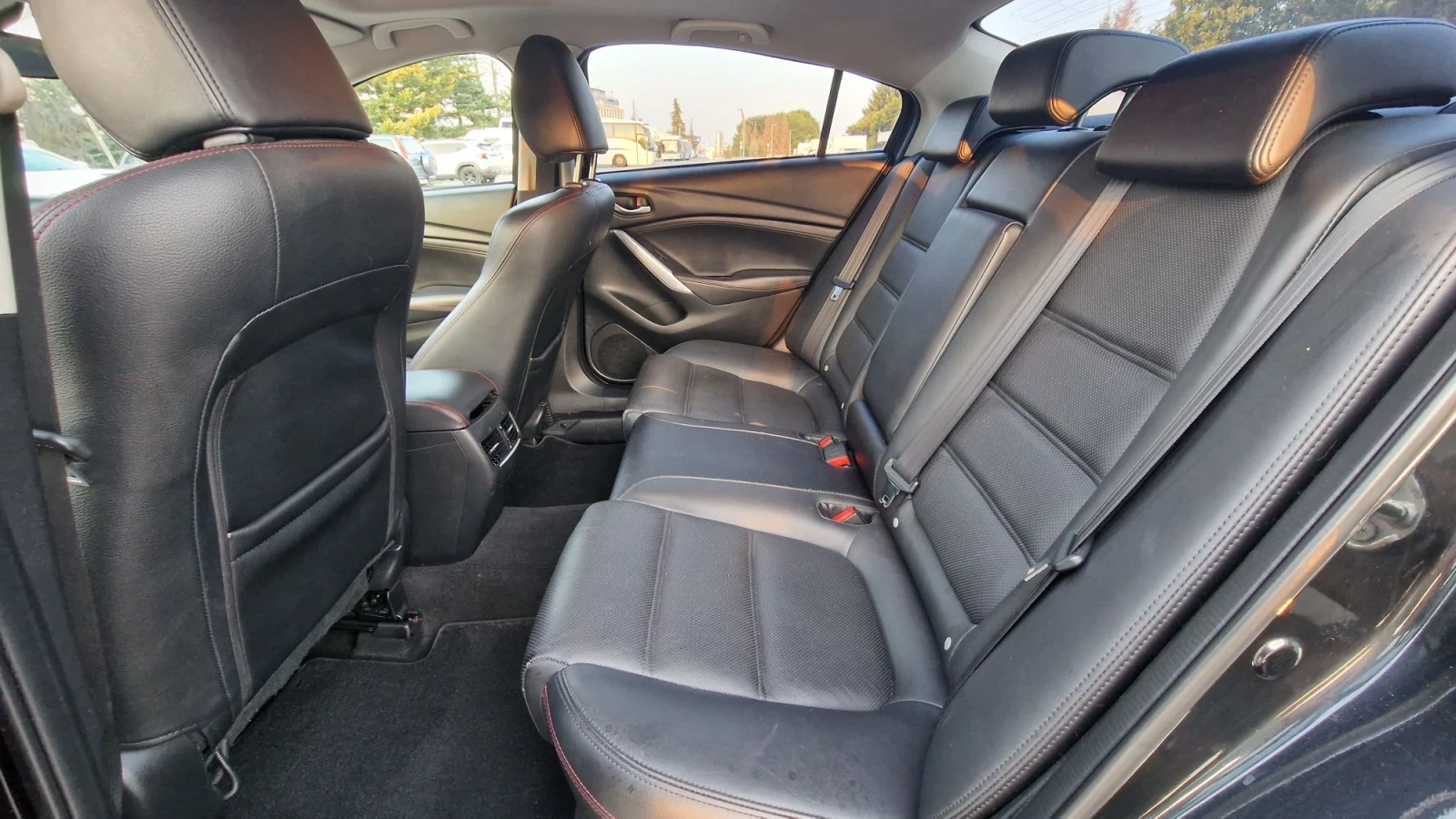 Mazda 6 2.5 Skyaktiv-G, снимка 14 - Автомобили и джипове - 55578917