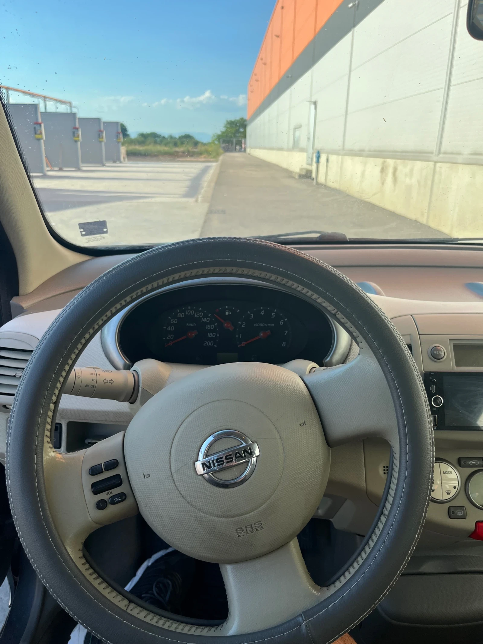 Nissan Micra 1.4 benzin, снимка 5 - Автомобили и джипове - 55624814
