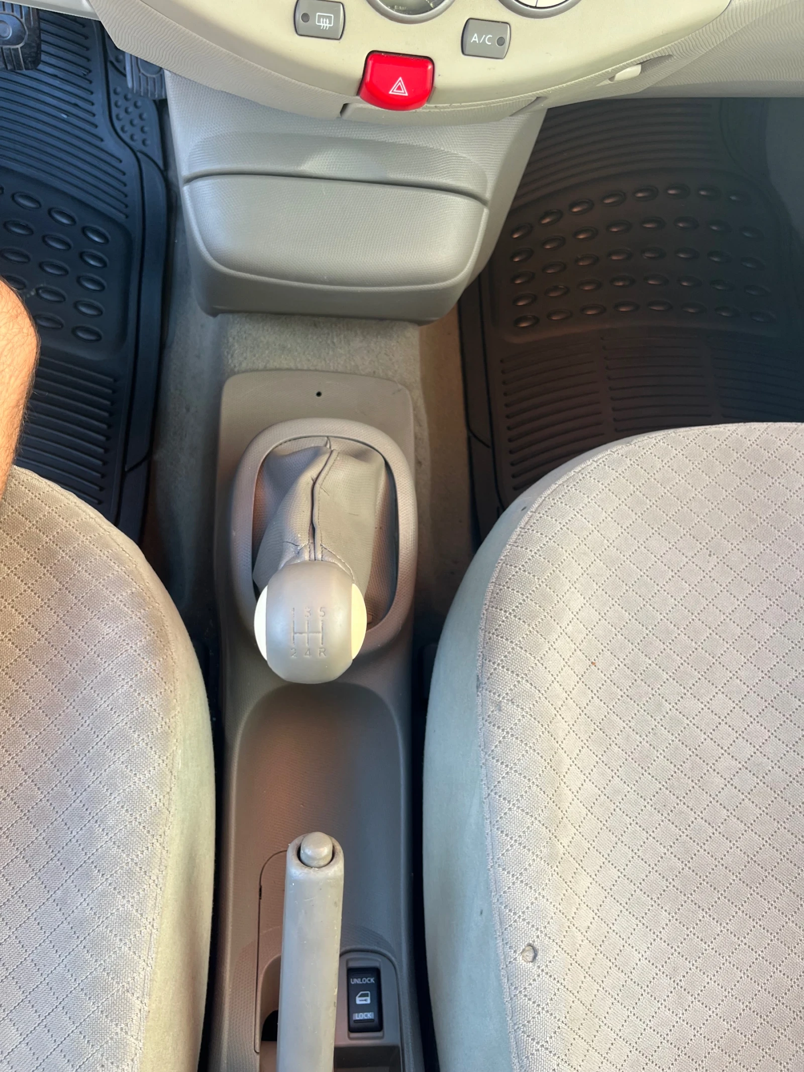 Nissan Micra 1.4 benzin, снимка 10 - Автомобили и джипове - 55624814