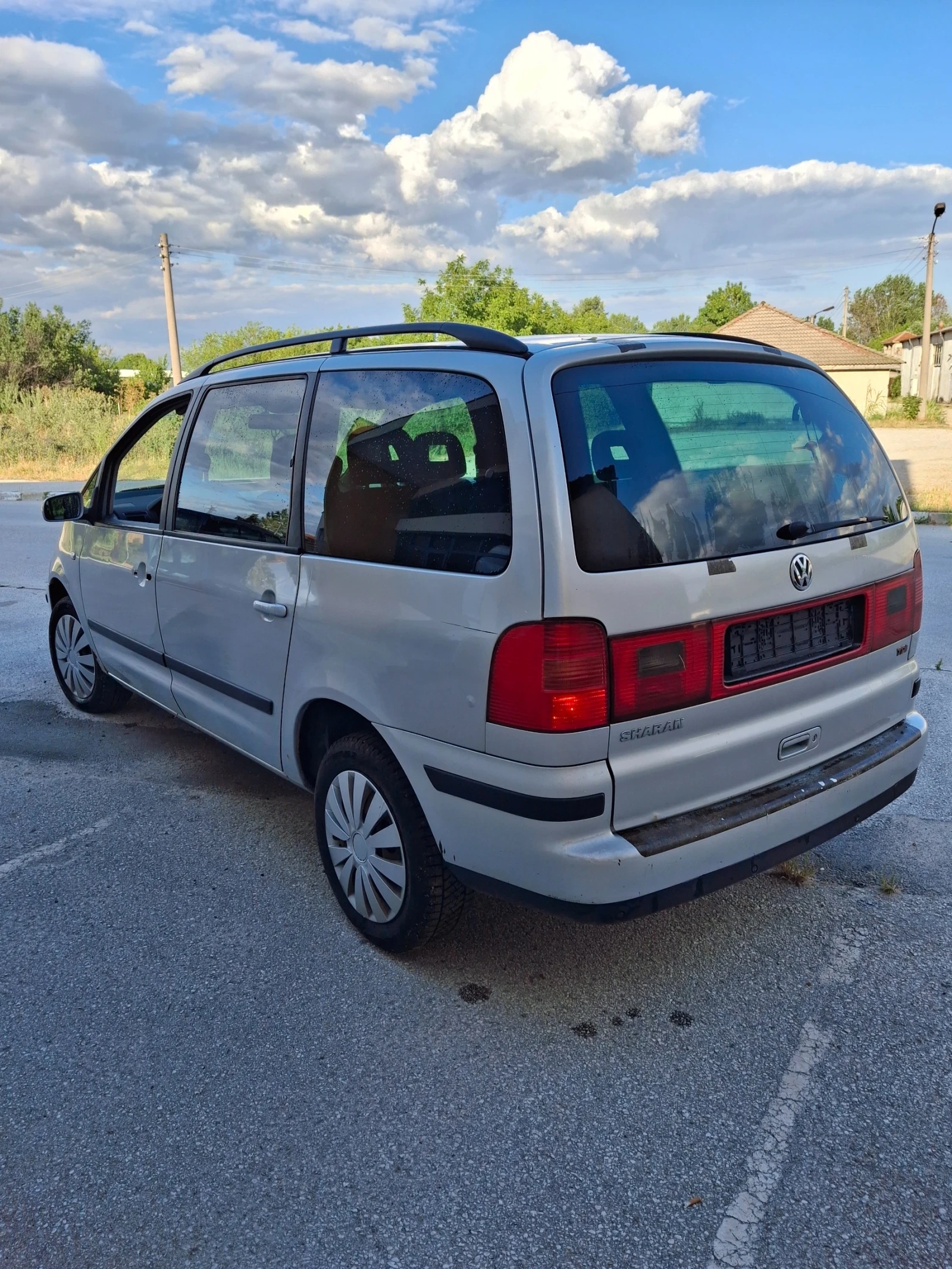 VW Sharan 1.9 131, снимка 4 - Автомобили и джипове - 55661772