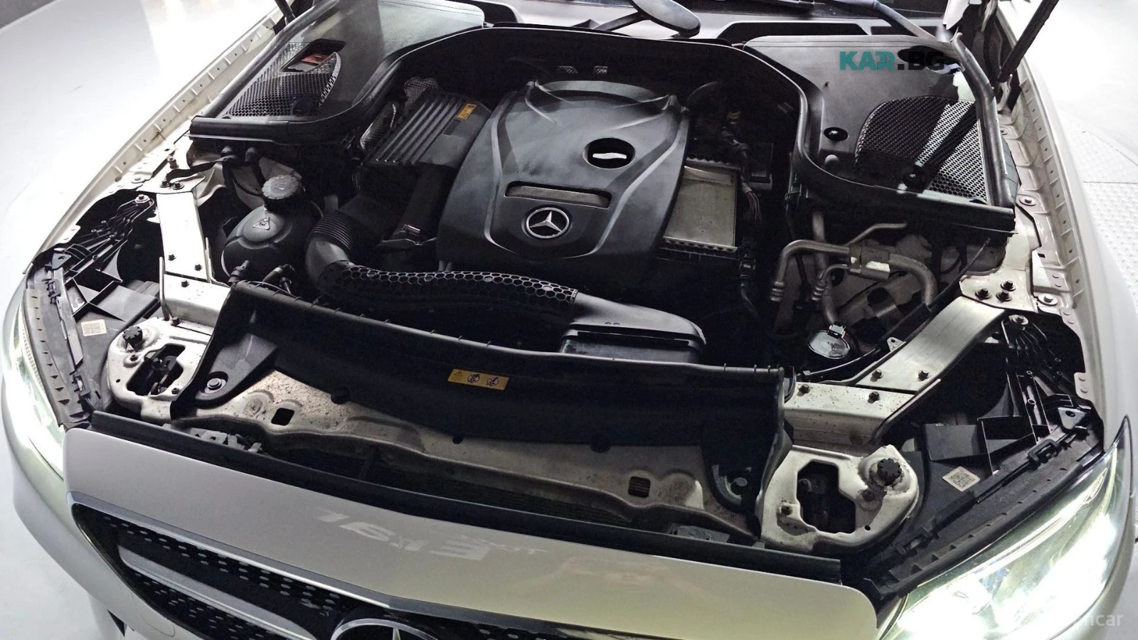 Mercedes-Benz E 300 4MATIC/AMG-LINE/DRIVE-ASSISTS/SUNROOF, снимка 17 - Автомобили и джипове - 55841979