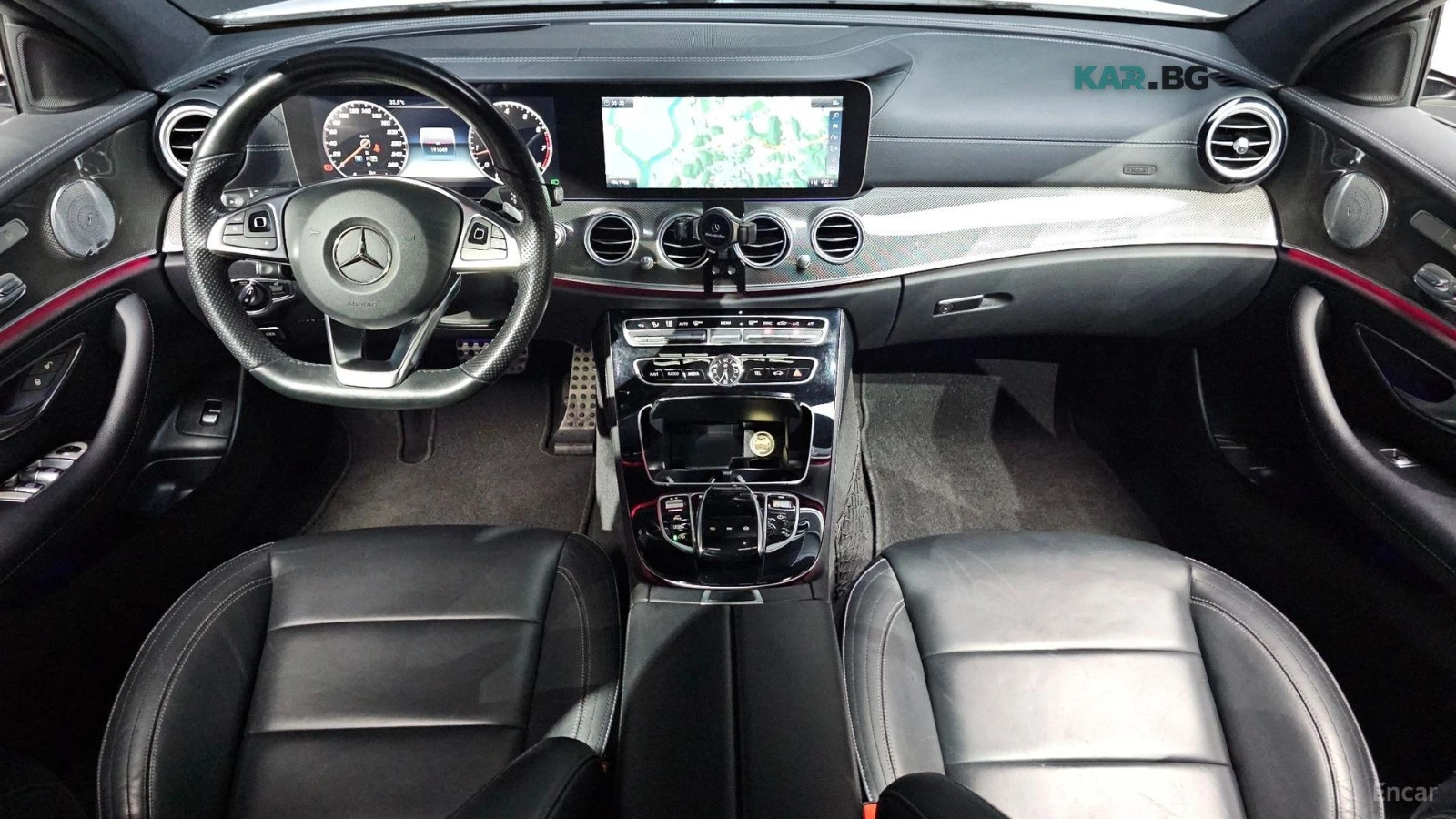 Mercedes-Benz E 300 4MATIC/AMG-LINE/DRIVE-ASSISTS/SUNROOF, снимка 7 - Автомобили и джипове - 55841979