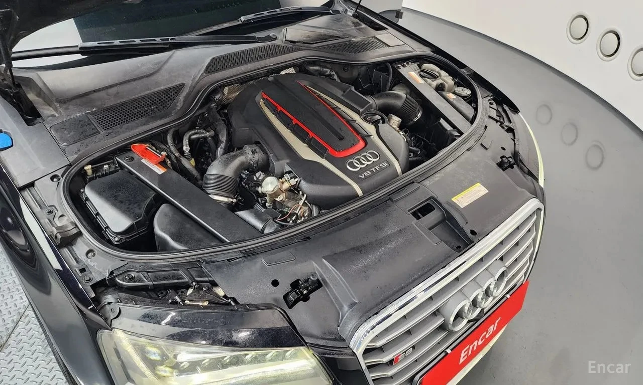 Audi S8 / 360 / DIS / B&O / МАСАЖИ / ЦЕНА ДО БЪЛГАРИЯ , снимка 6 - Автомобили и джипове - 55844302