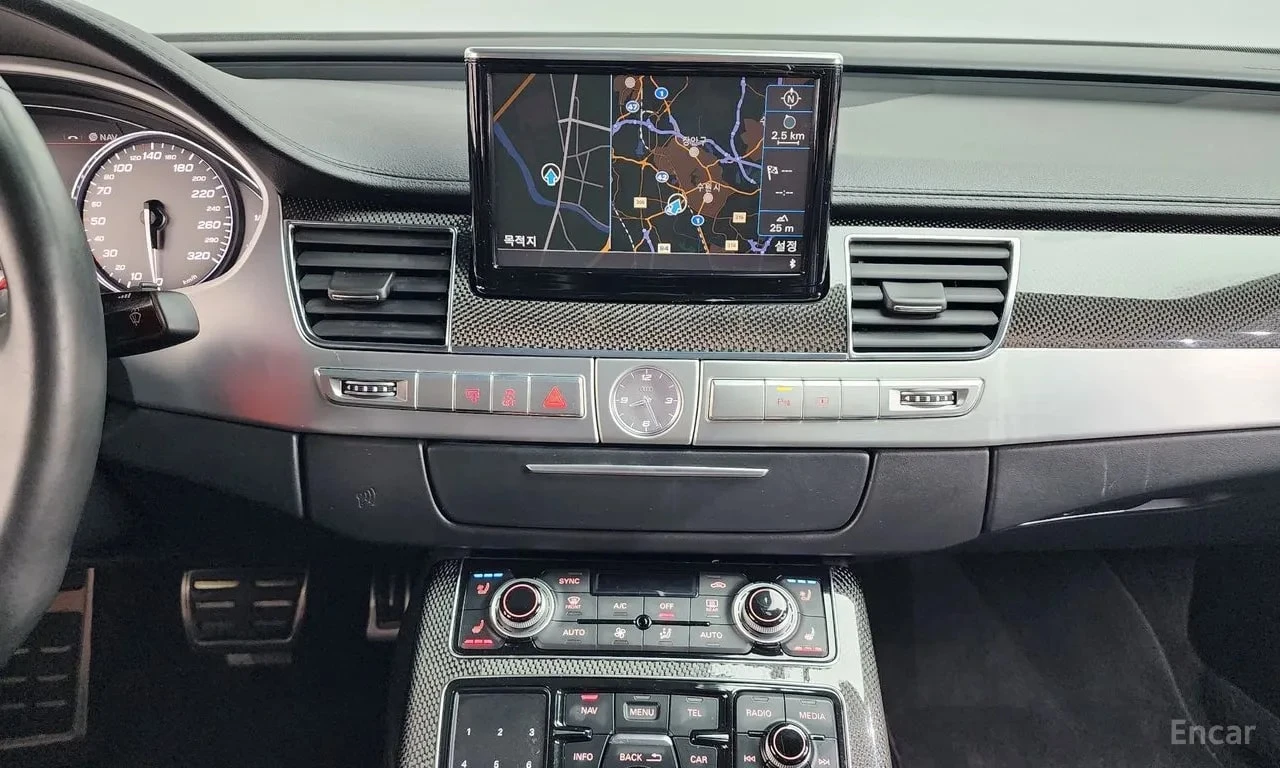 Audi S8 / 360 / DIS / B&O / МАСАЖИ / ЦЕНА ДО БЪЛГАРИЯ , снимка 14 - Автомобили и джипове - 55844302
