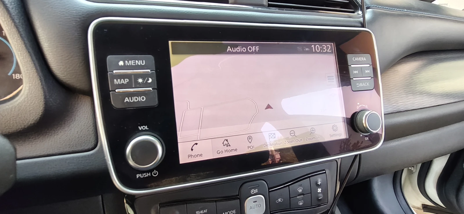 Nissan Leaf , снимка 11 - Автомобили и джипове - 55966846