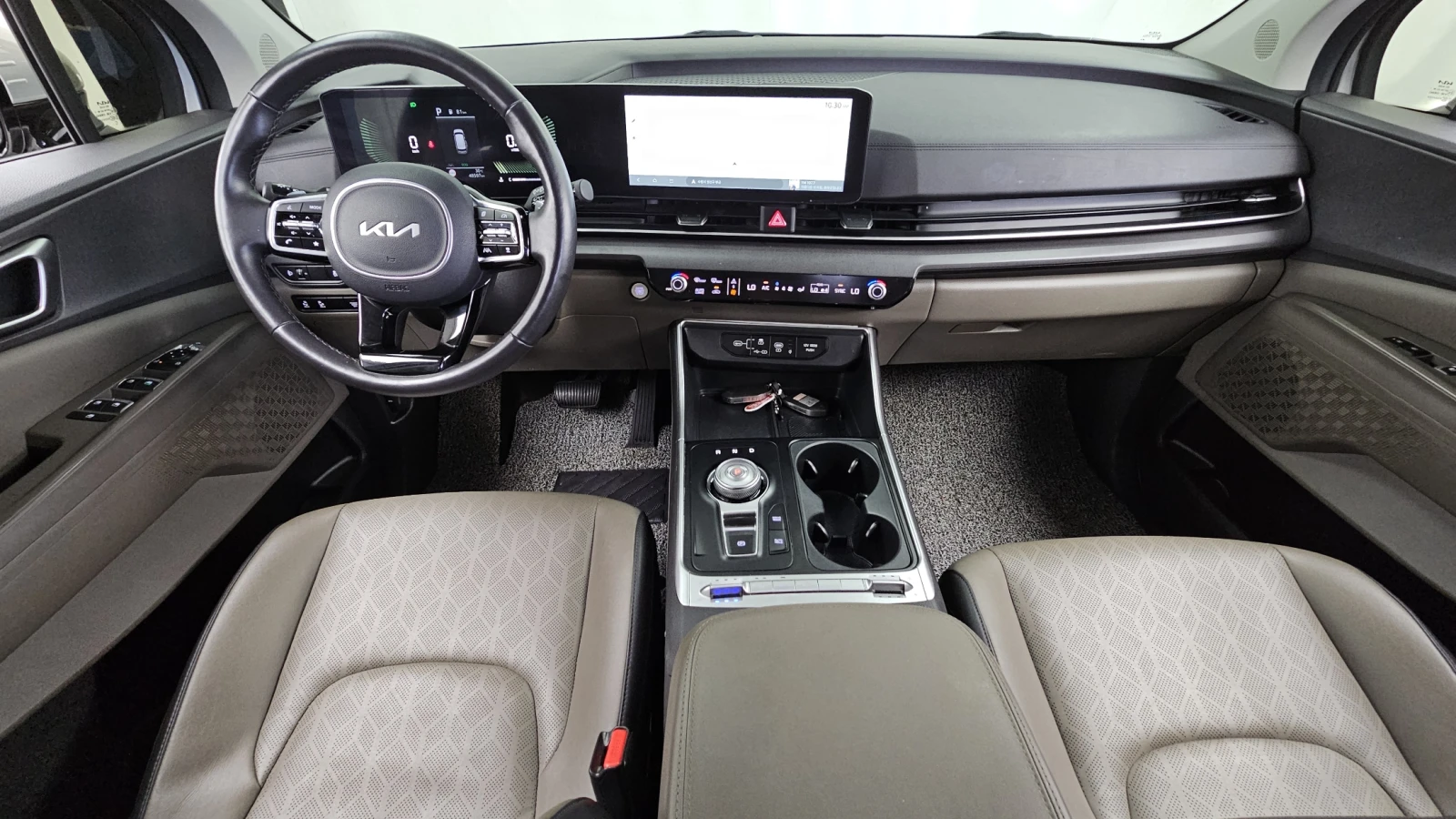 Kia Carnival ПОДГРЕВ ВОЛАН* КРАЙНА ЦЕНА, снимка 7 - Автомобили и джипове - 55982299