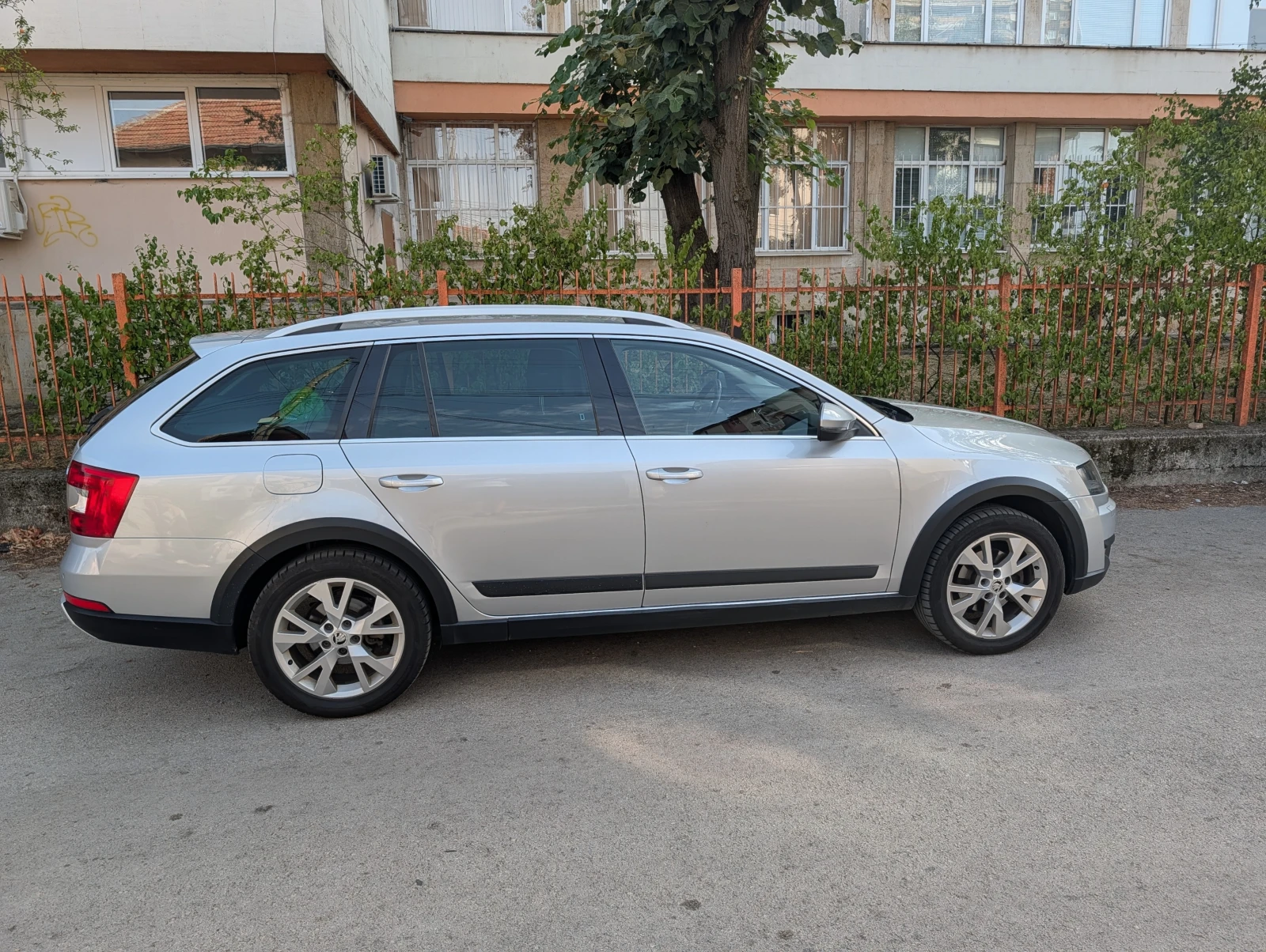 Skoda Octavia, снимка 2 - Автомобили и джипове - 56274886