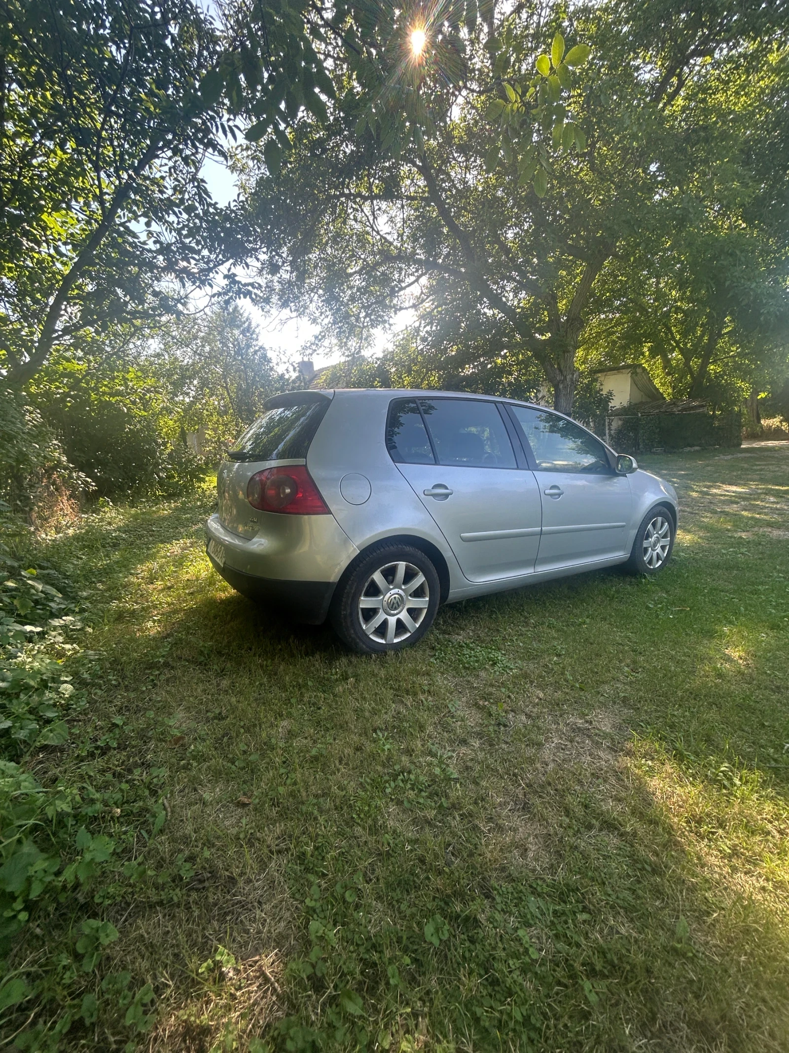 VW Golf 2.0 TDI, снимка 4 - Автомобили и джипове - 56432225