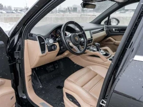 Porsche Cayenne * E Hybrid AWD Premium Pkg| Assistance Pkg * CARFA - 55550 € / 108646.36 лв. - 18805332 17