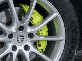 Porsche Cayenne * E Hybrid AWD Premium Pkg| Assistance Pkg * CARFA - 55550 € / 108646.36 лв. - 18805332 11