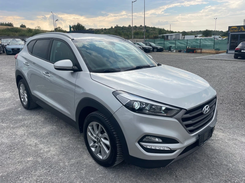 Hyundai Tucson 2.0CRDI 4X4 AUTOMATIC EURO6B, снимка 3 - Автомобили и джипове - 46643570