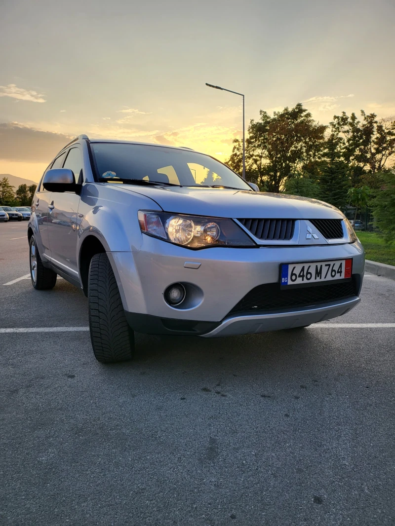 Mitsubishi Outlander 2.4 бензин 170к.с., снимка 4 - Автомобили и джипове - 47044115