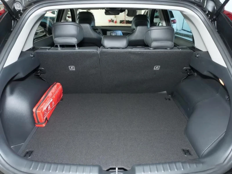 Kia Niro E-NIRO1.6/171HP/ACC/LED/CAM/KLESS/114g, снимка 10 - Автомобили и джипове - 51342866