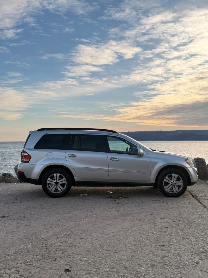 Mercedes-Benz GL 450 Mercedes GL450* * РЕАЛНИ КИЛОМЕТРИ, снимка 4 - Автомобили и джипове - 53109261