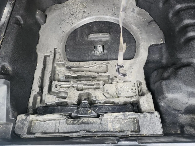 Mercedes-Benz GLE 53 4MATIC * AMG * CARFAX * БЕЗ ПЪРВОНАЧАЛНА ВНОСКА, снимка 15 - Автомобили и джипове - 53110052