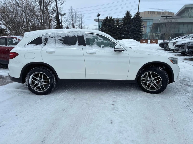 Mercedes-Benz GLC 300 * CARFAX * ПОДГРЕВИ * ЗАДНА КАМЕРА, снимка 3 - Автомобили и джипове - 53298610