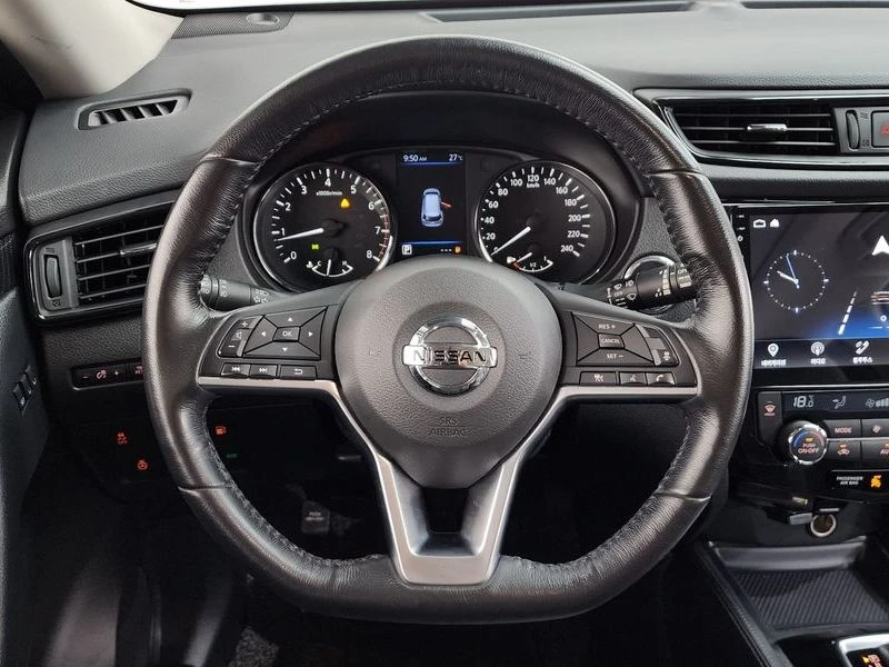 Nissan X-trail 2.5 Automatic, снимка 13 - Автомобили и джипове - 55932086