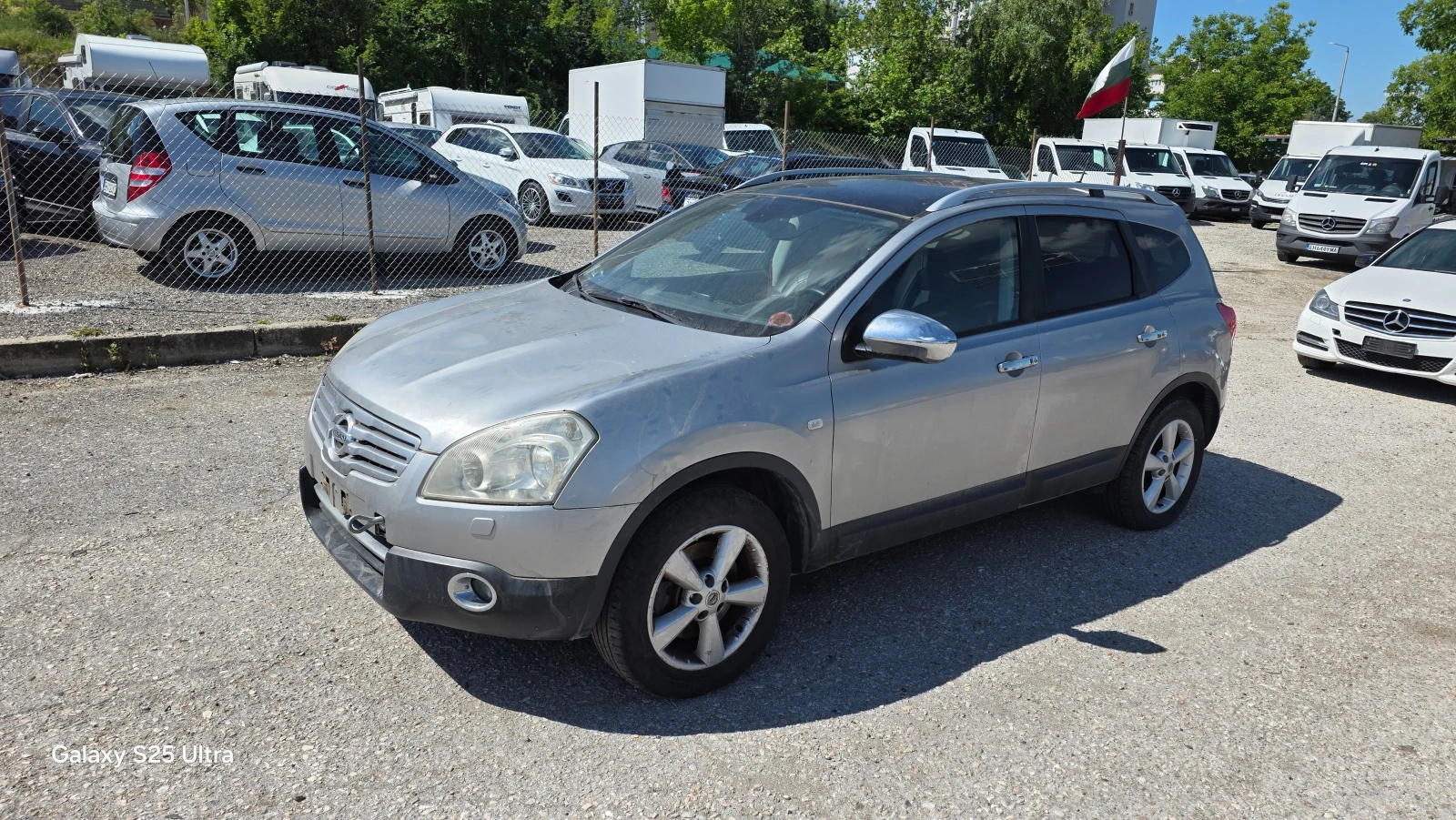 Nissan Qashqai 2.0d  7 Места 4х4 - изображение 10