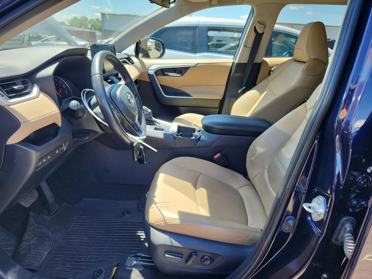 Toyota Rav4 * XLE* PREMIUM* , снимка 10 - Автомобили и джипове - 53798753