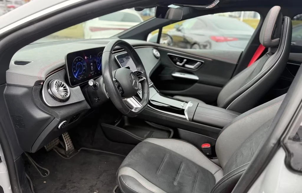 Mercedes-Benz EQE 350/4MATIC/292HP/AMG/DISTR/PANO/CAM/MEMO/LED/937g, снимка 10 - Автомобили и джипове - 53877736