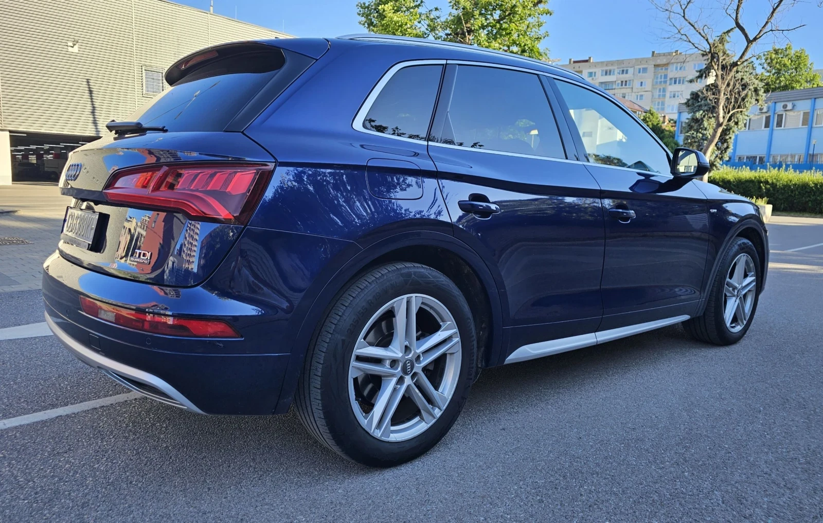 Audi Q5 S - line, снимка 4 - Автомобили и джипове - 54335252