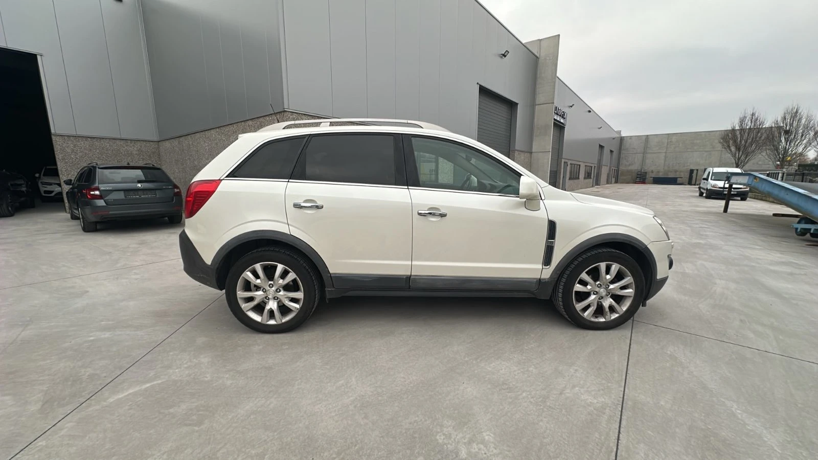 Opel Antara 2, 2 cdti4x4, снимка 4 - Автомобили и джипове - 54645416