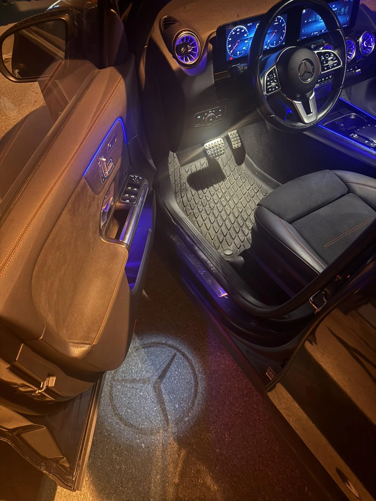 Mercedes-Benz GLA 250 AMG 4Matic 360 View, снимка 17 - Автомобили и джипове - 55111515