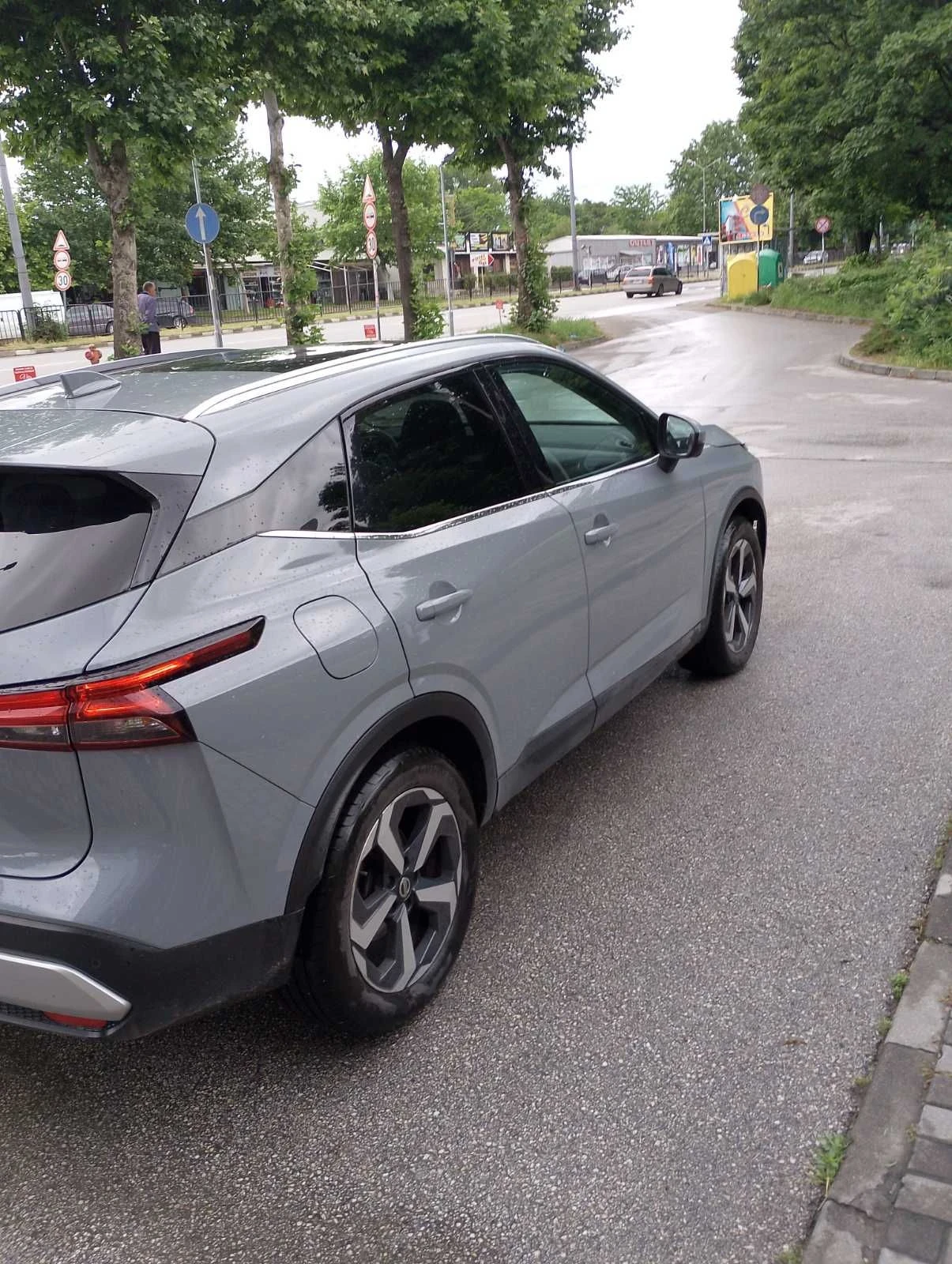 Nissan Qashqai, снимка 6 - Автомобили и джипове - 55871637