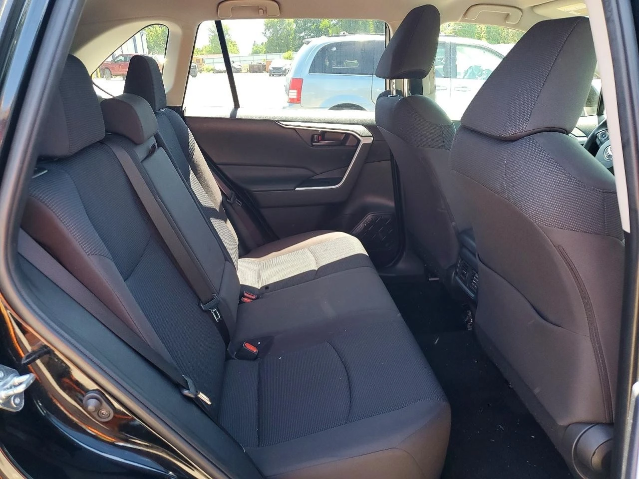 Toyota Rav4, снимка 13 - Автомобили и джипове - 56462572
