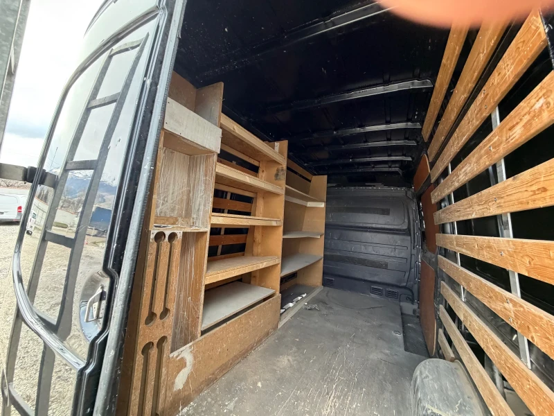 VW Crafter 2.0TDI!KLIMA!183XKM!, снимка 10 - Бусове и автобуси - 53096332