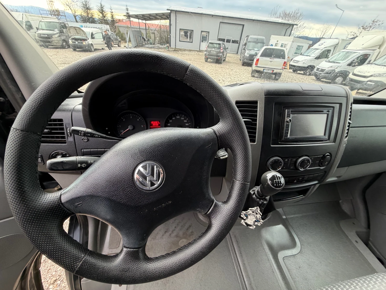 VW Crafter 2.0TDI!KLIMA!183XKM! | Mobile.bg � ����������� 15