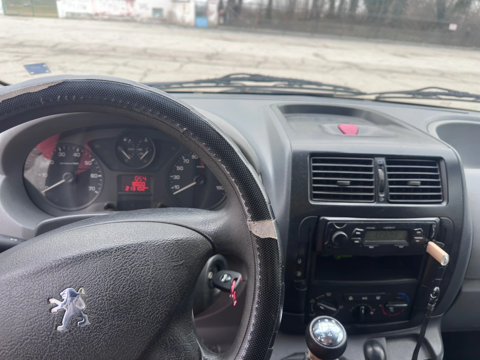 Peugeot Expert 1.6 - изображение 7