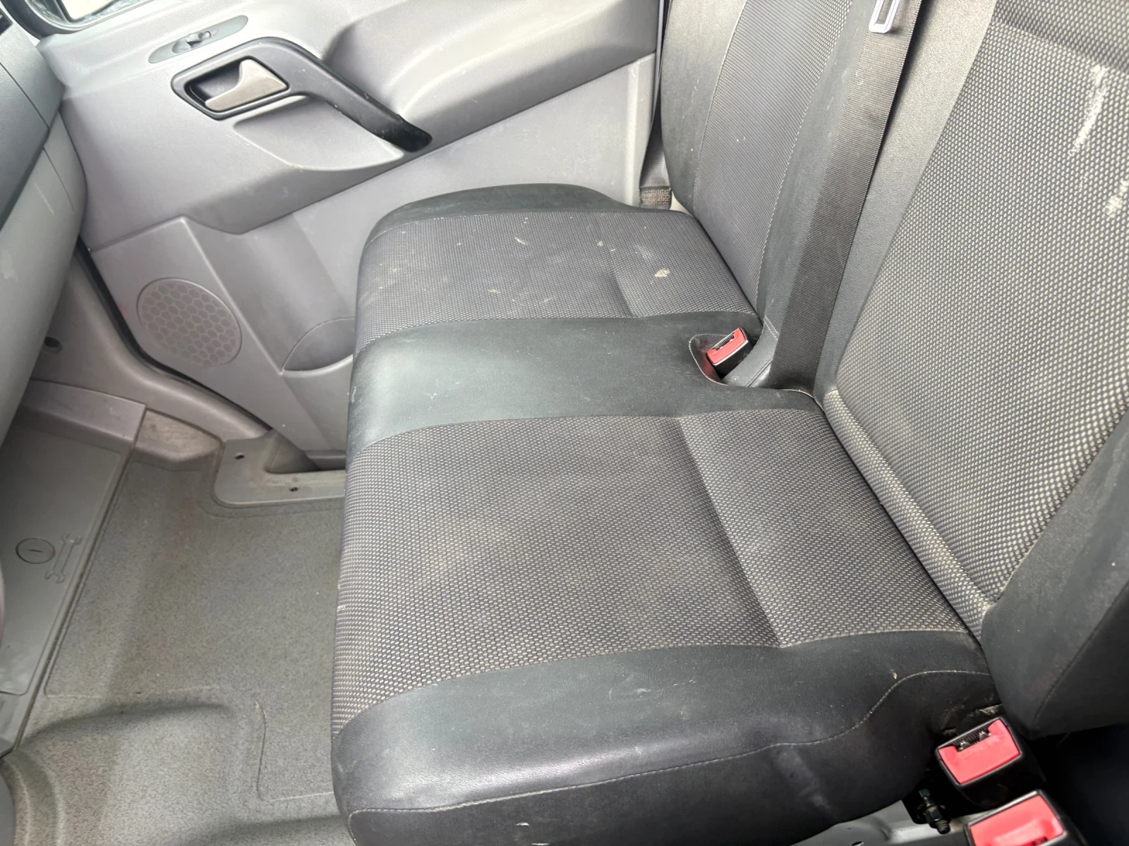 Mercedes-Benz Sprinter 319 CDI, снимка 10 - Бусове и автобуси - 54703120