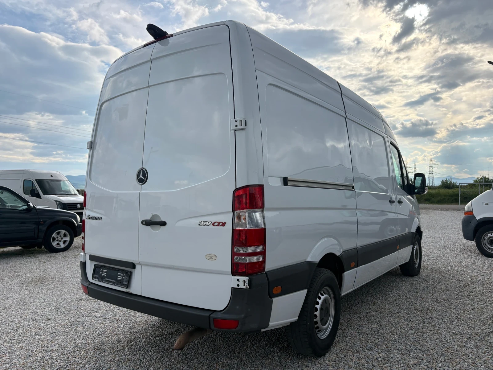 Mercedes-Benz Sprinter 319 CDI, снимка 4 - Бусове и автобуси - 54703120