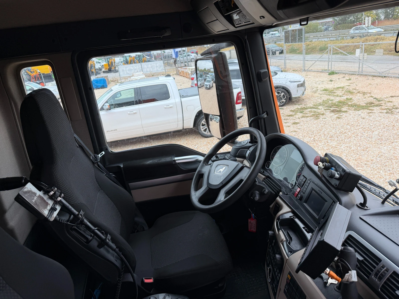 Man Tgs 28.320-Вариопреси Две, Внос..., снимка 15 - Камиони - 56484191