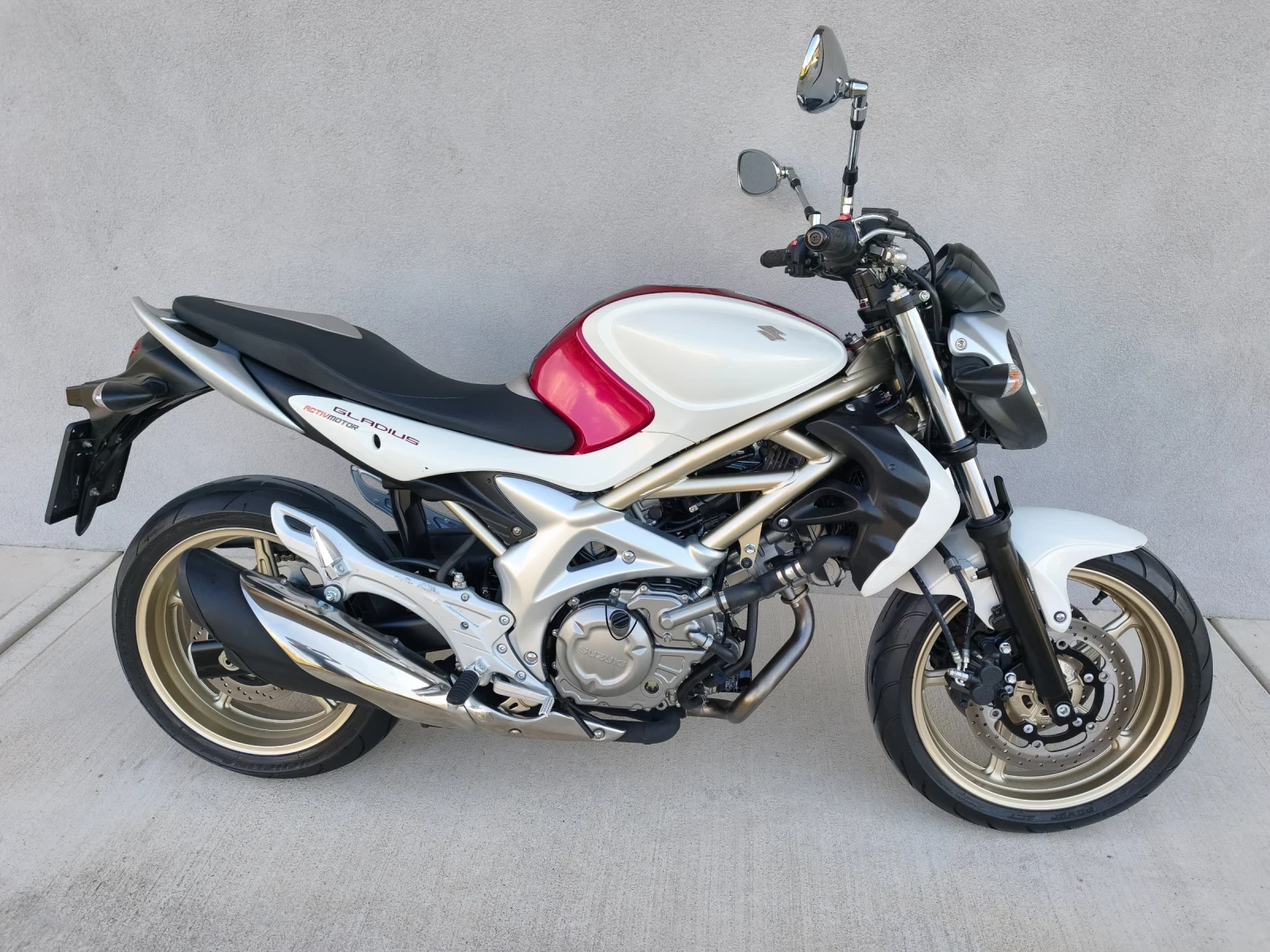Suzuki Gladius 650i, 12.524 km, 2010 година, ЛИЗИНГ 